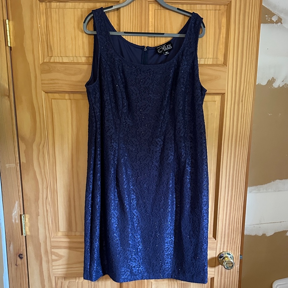 Alex Evenings Midnight Lace Ensemble - Picture 4 of 8